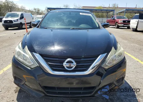 2016 Nissan Altima 2.5 из США, поврежденный, VIN 1N4AL3AP1GN379280